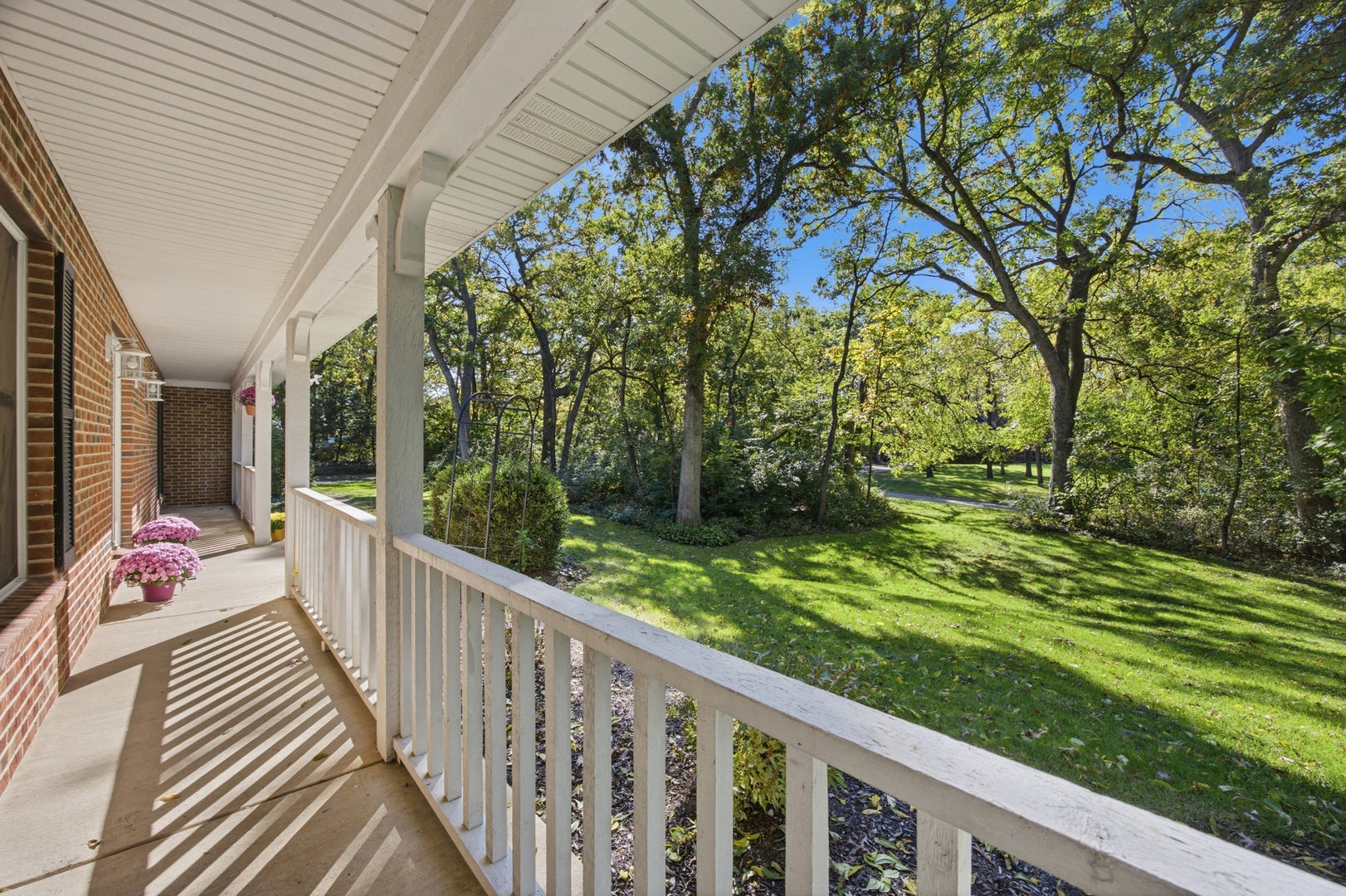 5808 Amherst Court