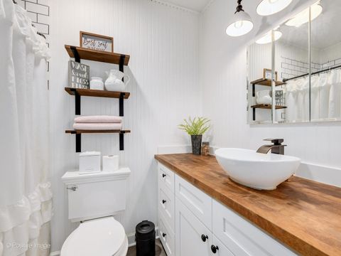 Tiny photo for 1S265 Dillon Lane, Villa Park, IL 60181 (MLS # 12506520)