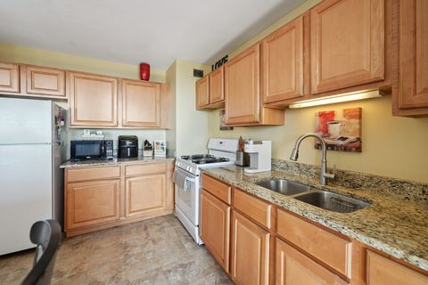 Tiny photo for 4800 S Lake Park Avenue #1612, Chicago, IL 60615 (MLS # 12509615)