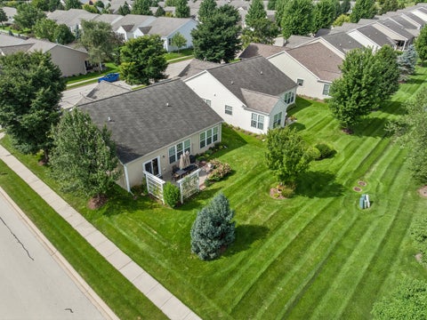 Tiny photo for 2751 Beacon Point Circle, Elgin, IL 60124 (MLS # 12729637)