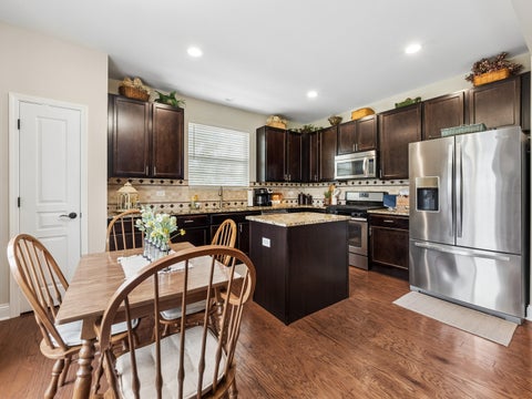 Tiny photo for 2751 Beacon Point Circle, Elgin, IL 60124 (MLS # 12729637)