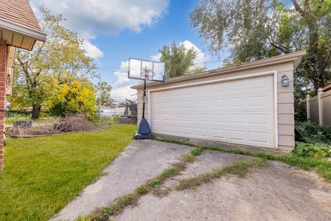 Tiny photo for 3907 167th Place, Country Club Hills, IL 60478 (MLS # 12775570)
