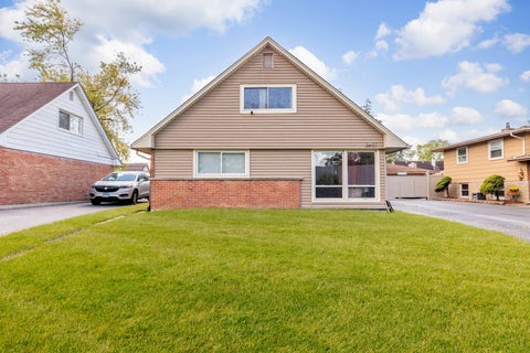 Tiny photo for 3907 167th Place, Country Club Hills, IL 60478 (MLS # 12775570)