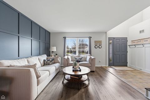 Tiny photo for 617 Brita Trail, Minooka, IL 60447 (MLS # 12613604)