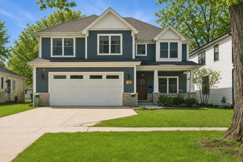 Photo of 302 N Elm Street, Mount Prospect, IL 60056 (MLS # 12746829)