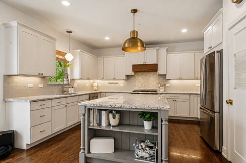 Tiny photo for 302 N Elm Street, Mount Prospect, IL 60056 (MLS # 12746829)