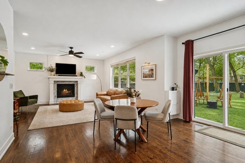Tiny photo for 302 N Elm Street, Mount Prospect, IL 60056 (MLS # 12746829)