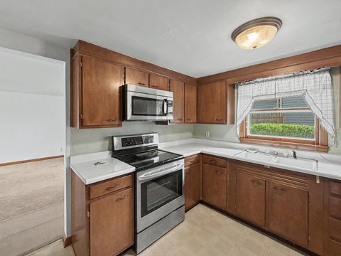 Tiny photo for 305 E Cherry Street #3, Watseka, IL 60970 (MLS # 12729379)