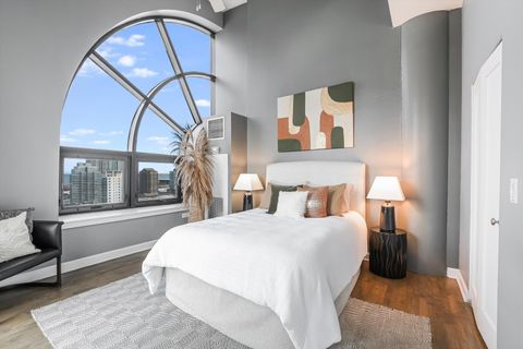 Tiny photo for 1529 S State Street #PH1, Chicago, IL 60605 (MLS # 12499567)