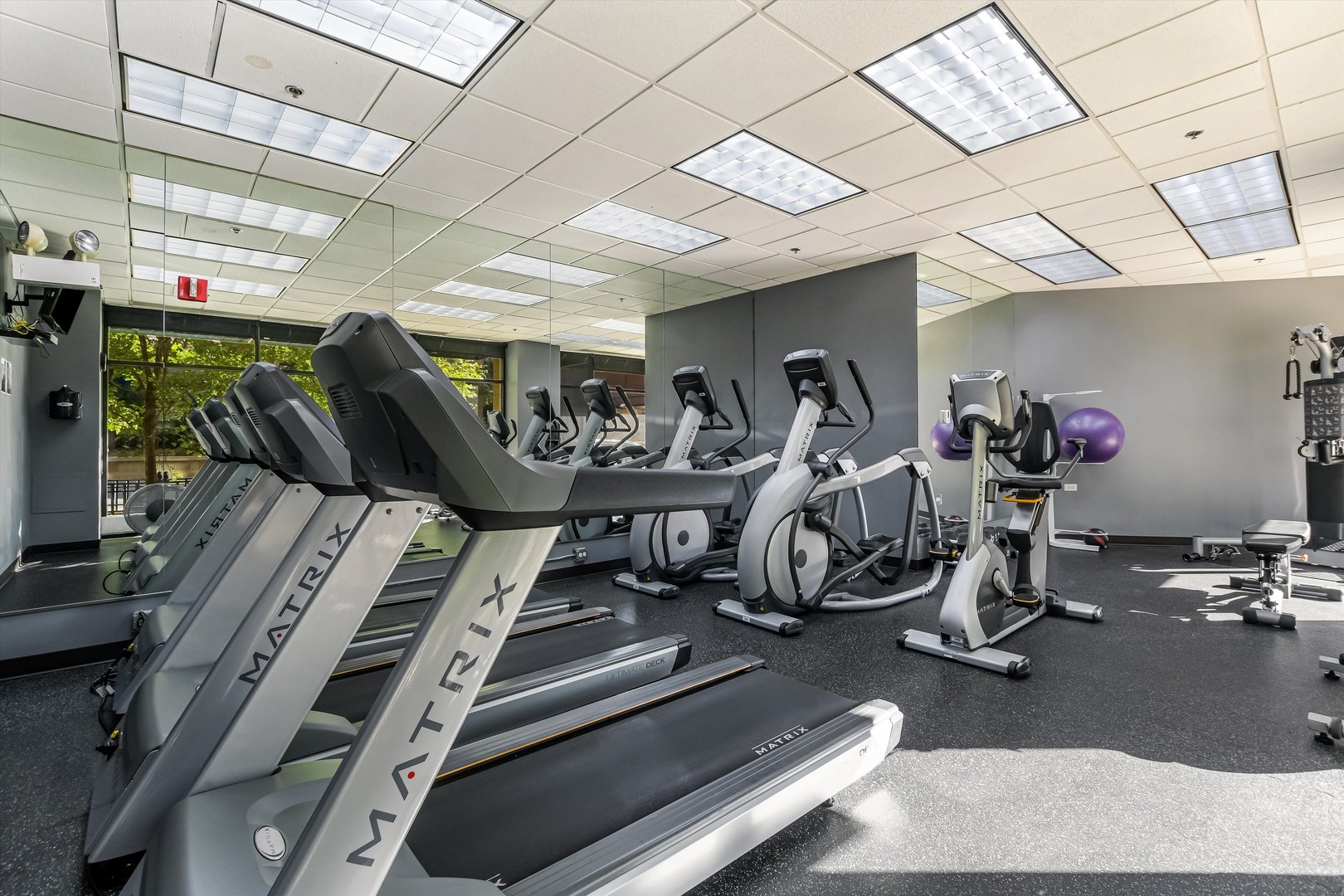 Chicago, Illinois 60605, United States, 2 Bedrooms Bedrooms, ,2 BathroomsBathrooms,Residential,Active,243146