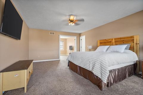 Tiny photo for 8 Stetson Drive, Bloomington, IL 61701 (MLS # 12508658)