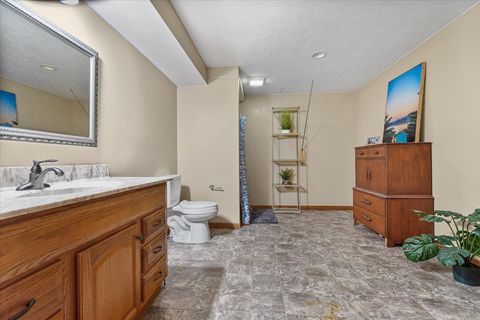 Tiny photo for 8 Stetson Drive, Bloomington, IL 61701 (MLS # 12508658)