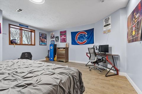 Tiny photo for 8 Stetson Drive, Bloomington, IL 61701 (MLS # 12508658)