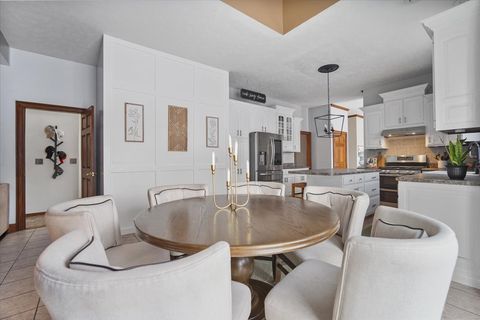 Tiny photo for 8 Stetson Drive, Bloomington, IL 61701 (MLS # 12508658)