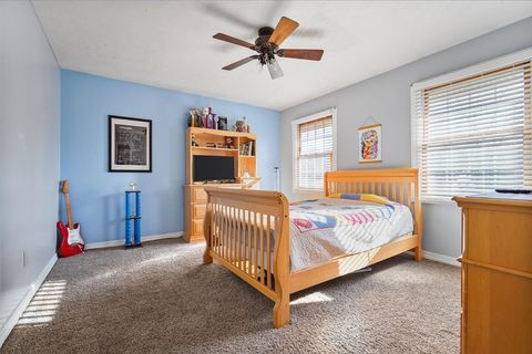 Tiny photo for 8 Stetson Drive, Bloomington, IL 61701 (MLS # 12508658)