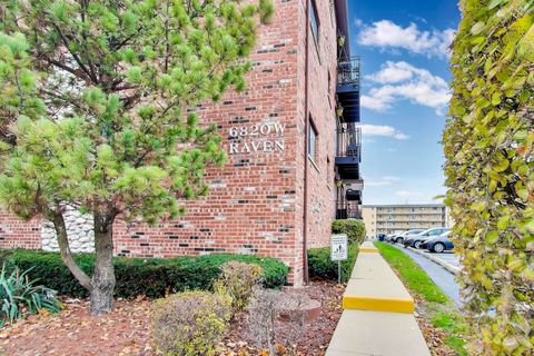 Tiny photo for 6820 W Raven Street #1B, Chicago, IL 60631 (MLS # 12527473)