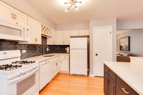 Tiny photo for 6820 W Raven Street #1B, Chicago, IL 60631 (MLS # 12527473)