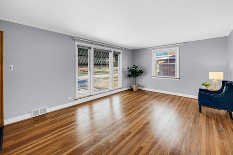 Tiny photo for 413 S Gilbert Avenue, La Grange, IL 60525 (MLS # 12716918)