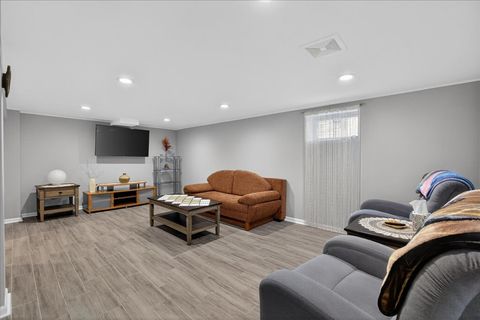 Tiny photo for 8043 W Irving Park Road, Chicago, IL 60634 (MLS # 12632796)