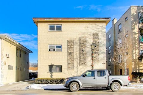 Tiny photo for 306 Chicago Avenue #3N, Oak Park, IL 60302 (MLS # 12648758)