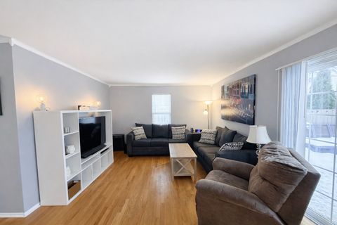 Tiny photo for 1280 Clover Lane, Hoffman Estates, IL 60192 (MLS # 12558997)