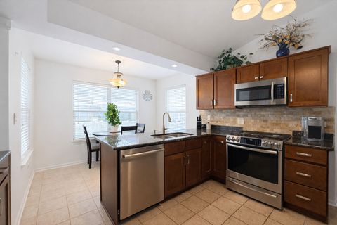 Tiny photo for 1280 Clover Lane, Hoffman Estates, IL 60192 (MLS # 12558997)