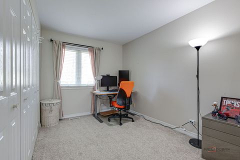 Tiny photo for 117 Annapolis Drive, Vernon Hills, IL 60061 (MLS # 12626858)