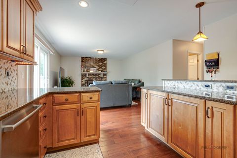 Tiny photo for 117 Annapolis Drive, Vernon Hills, IL 60061 (MLS # 12626858)