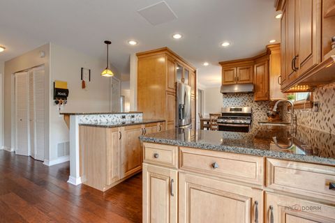 Tiny photo for 117 Annapolis Drive, Vernon Hills, IL 60061 (MLS # 12626858)