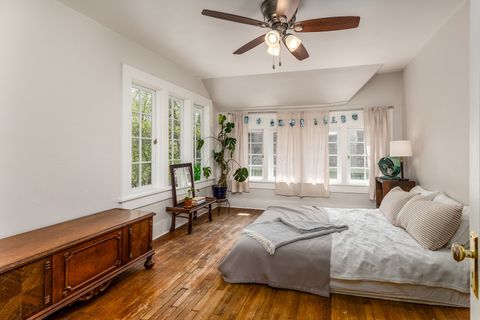 Tiny photo for 201 S Maple Street, Carbondale, IL 62901 (MLS # 12614519)