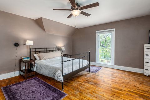 Tiny photo for 201 S Maple Street, Carbondale, IL 62901 (MLS # 12614519)