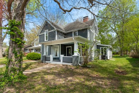 Photo of 201 S Maple Street, Carbondale, IL 62901 (MLS # 12614519)