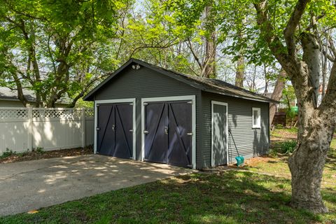 Tiny photo for 201 S Maple Street, Carbondale, IL 62901 (MLS # 12614519)