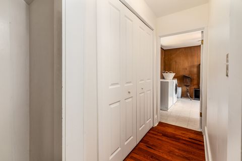 Tiny photo for 201 S Maple Street, Carbondale, IL 62901 (MLS # 12614519)