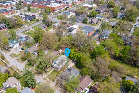 Tiny photo for 201 S Maple Street, Carbondale, IL 62901 (MLS # 12614519)