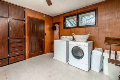 Tiny photo for 201 S Maple Street, Carbondale, IL 62901 (MLS # 12614519)