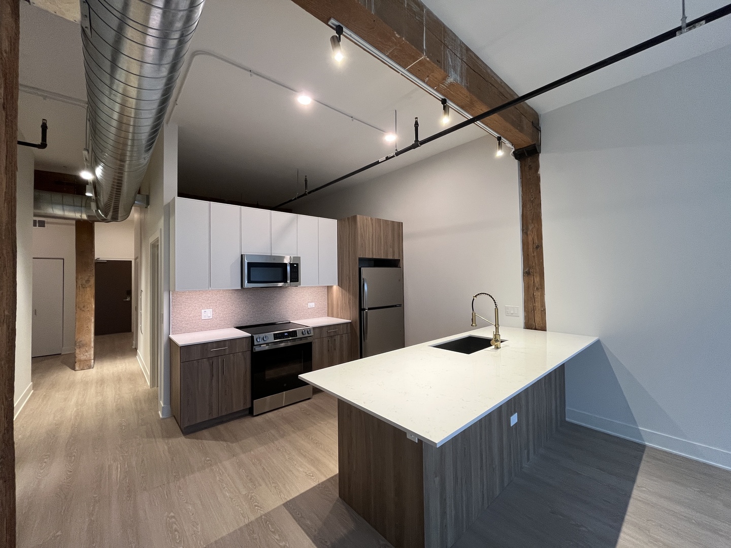 1040 W Huron Street 107