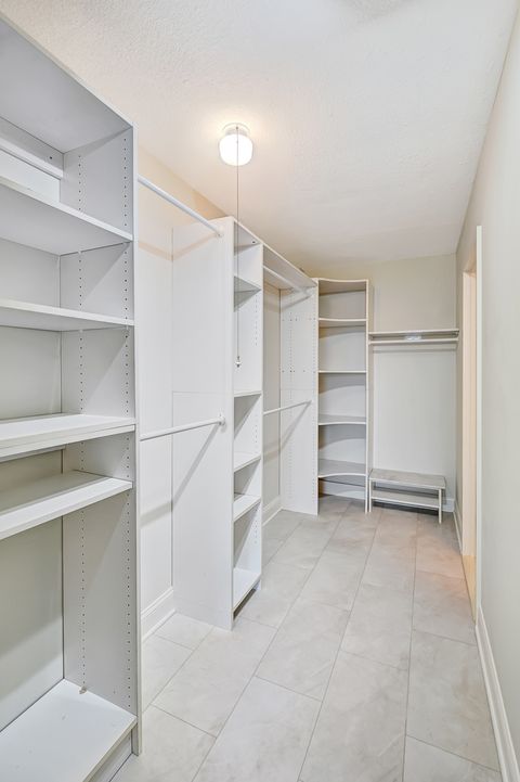 Tiny photo for 2211 S Highland Avenue #3E, Lombard, IL 60148 (MLS # 12518306)