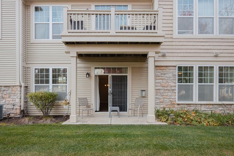 Tiny photo for 1942 HAVENSHIRE Road #1942, Aurora, IL 60502 (MLS # 12797688)