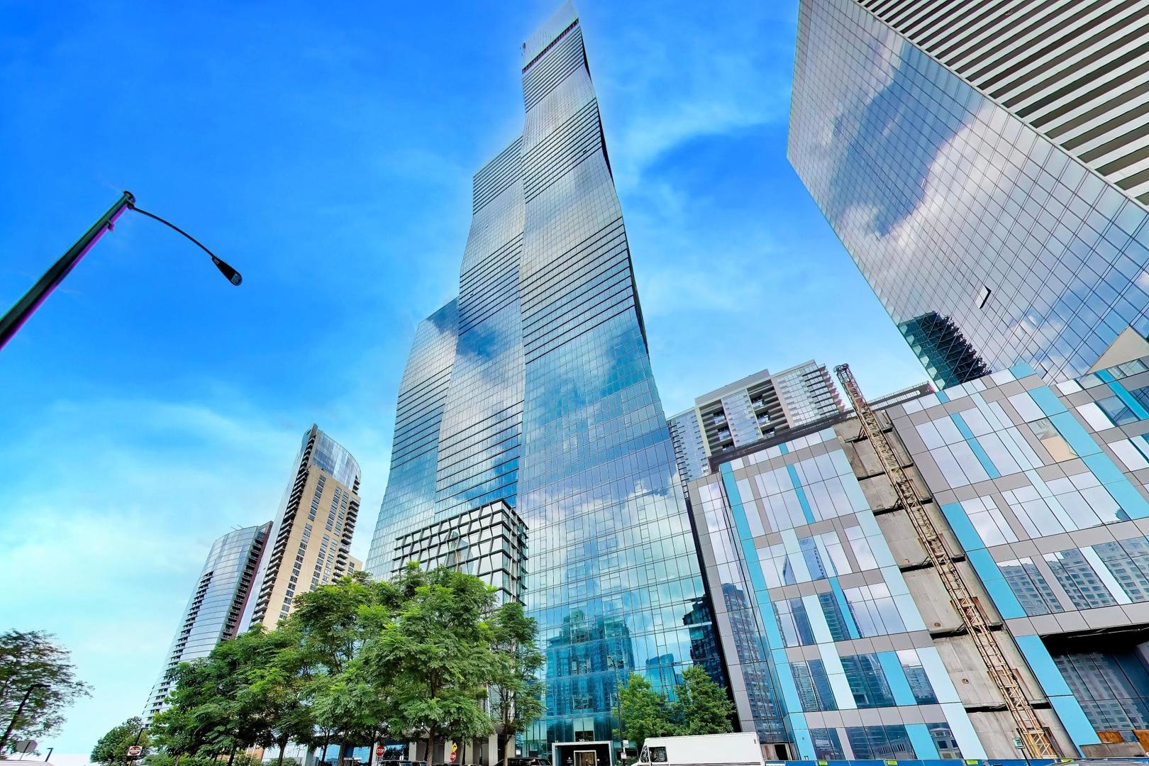 363 E Wacker Drive 7301
