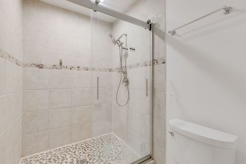 Tiny photo for 938 Hidden Lake Drive #938, Buffalo Grove, IL 60089 (MLS # 12482552)