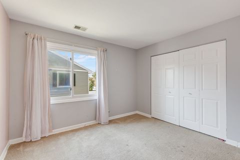 Tiny photo for 938 Hidden Lake Drive #938, Buffalo Grove, IL 60089 (MLS # 12482552)