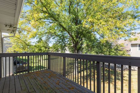Tiny photo for 938 Hidden Lake Drive #938, Buffalo Grove, IL 60089 (MLS # 12482552)