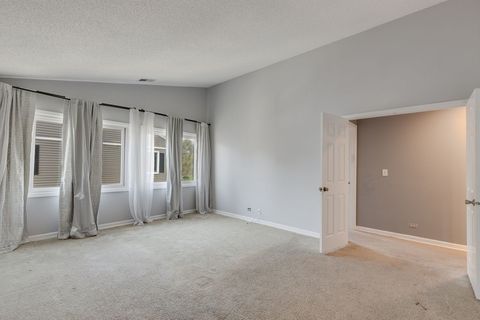 Tiny photo for 938 Hidden Lake Drive #938, Buffalo Grove, IL 60089 (MLS # 12482552)