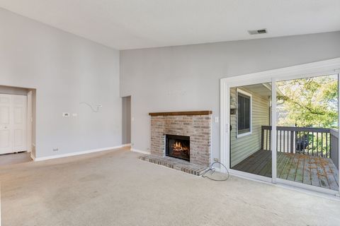 Tiny photo for 938 Hidden Lake Drive #938, Buffalo Grove, IL 60089 (MLS # 12482552)