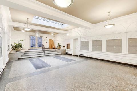 Tiny photo for 4240 N Clarendon Avenue #404N, Chicago, IL 60613 (MLS # 12597676)