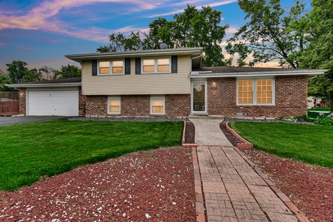 Tiny photo for 47 N Wabash Avenue, Glenwood, IL 60425 (MLS # 12701753)