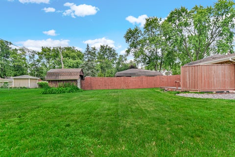 Tiny photo for 47 N Wabash Avenue, Glenwood, IL 60425 (MLS # 12701753)