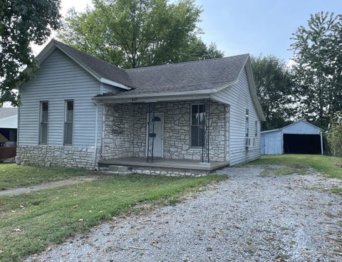Photo of 605 Schumaker Street, Carmi, IL 62821 (MLS # 12764274)