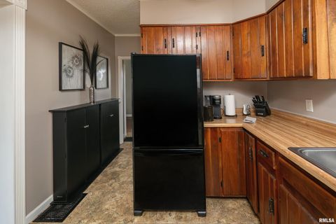 Tiny photo for 2821 LECLAIRE Street, Davenport, IA 52803 (MLS # QC4269029)